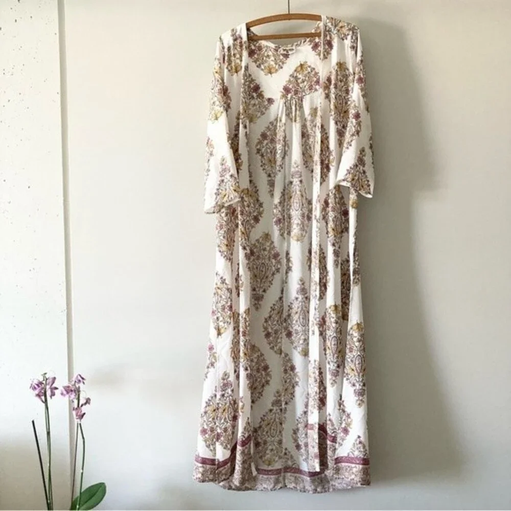 Show‎ Me Your Mumu Kamryn Cape in Flower Power Gauze S - Picture 2 of 5